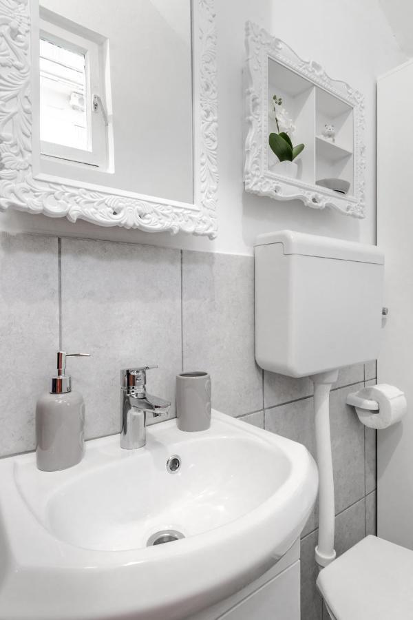 Apartamento Heavenly Corner Split Exterior foto