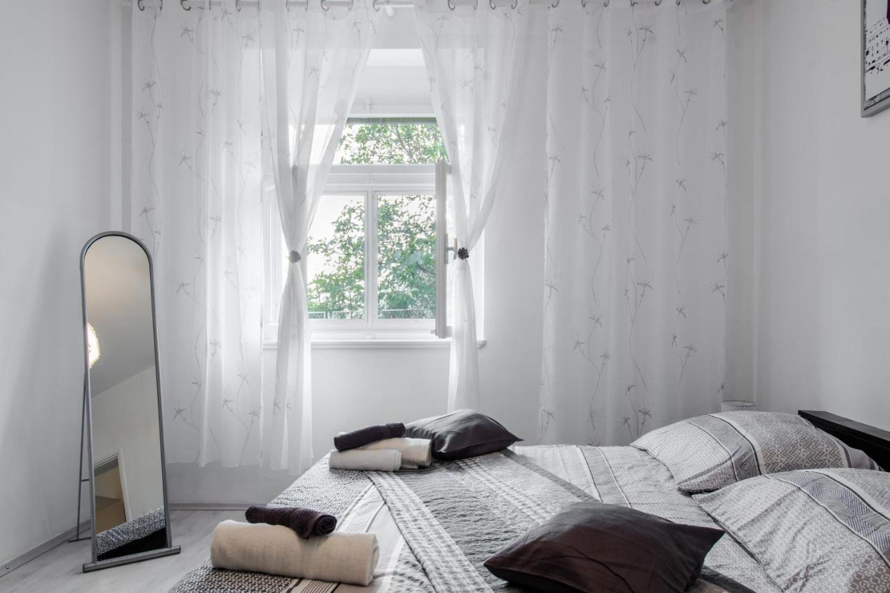 Apartamento Heavenly Corner Split Exterior foto